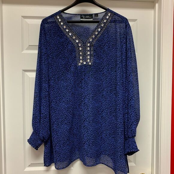 Added Dimensions Blue Print Embellished Sheer Tunic Top Blouse sz 3X EUC - Picture 1 of 6